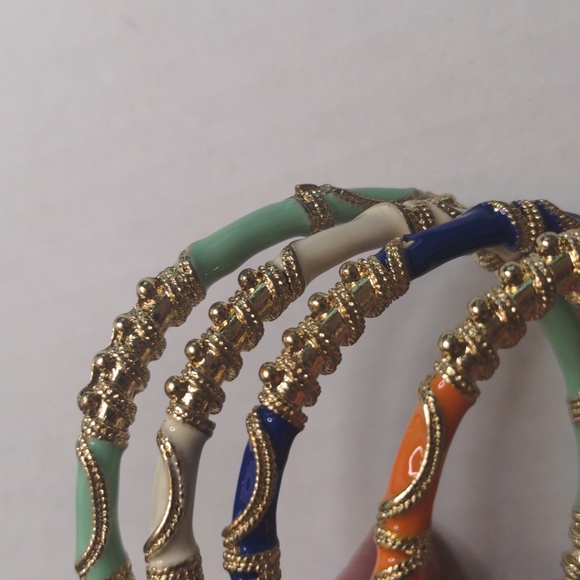 Braclets - Picture 3 of 3